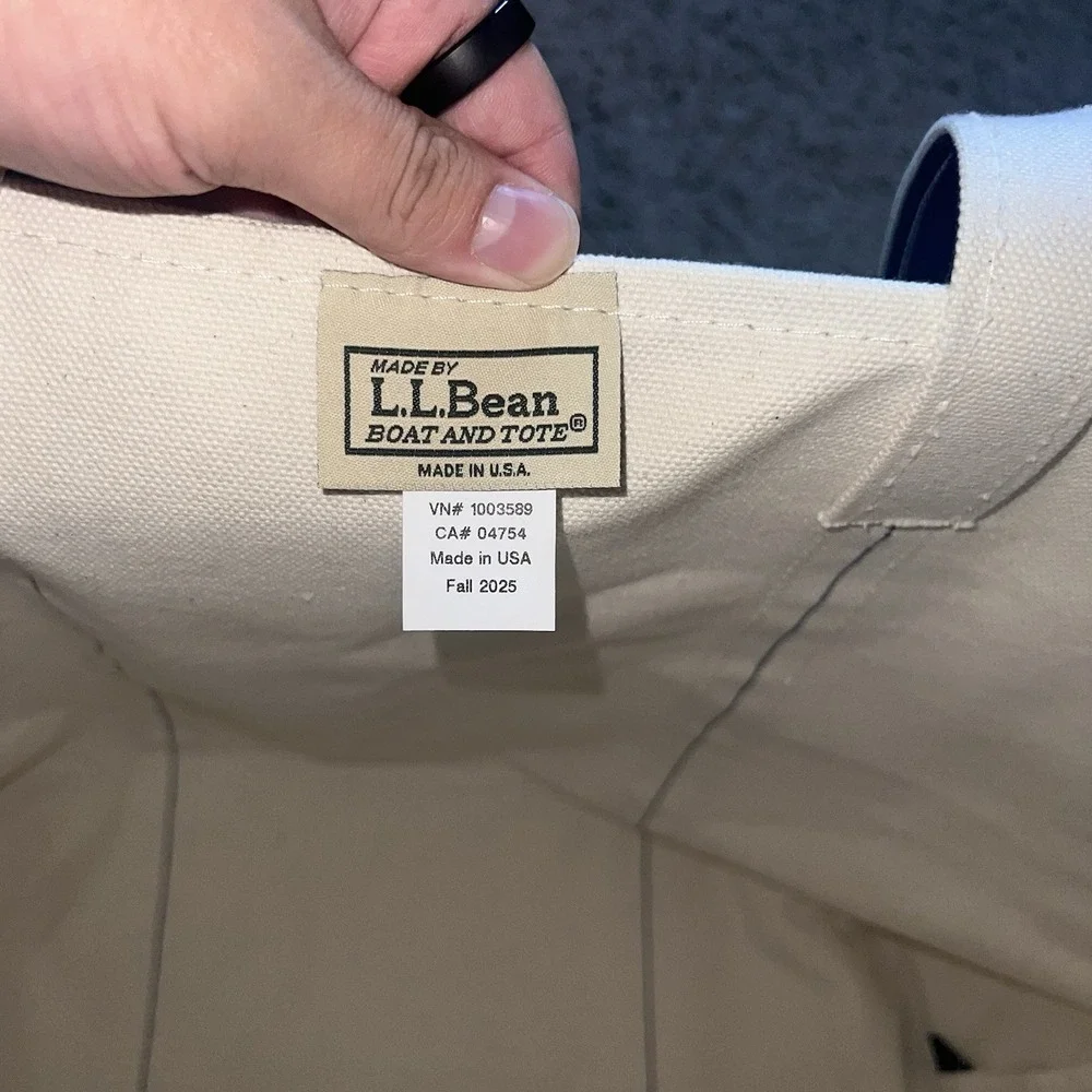 LL BEAN Boat And Tote Medium White Blue With Logo